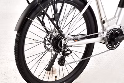 Le signore adulte da 27,5 pollici fanno un passo attraverso la bicicletta elettrica del freno a disco della città urbana 48V 500W della bici elettrica da vendere