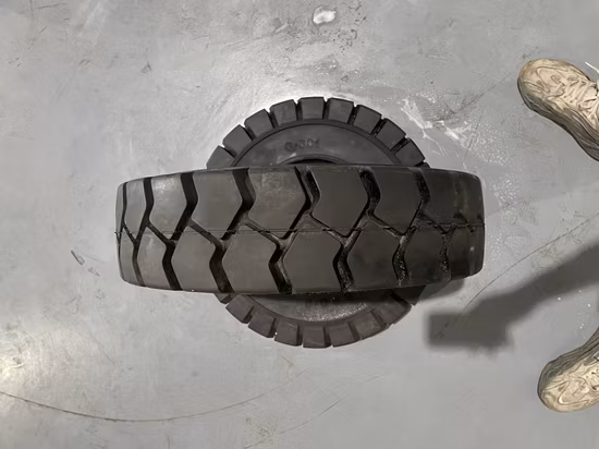 Pneumatico 700′ MEDIO